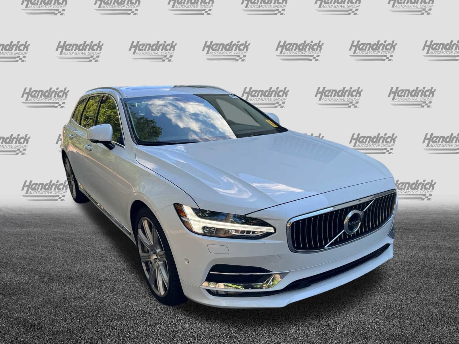 Used 2018 Volvo V90 Inscription with VIN YV1102GL1J1067373 for sale in Charleston, SC