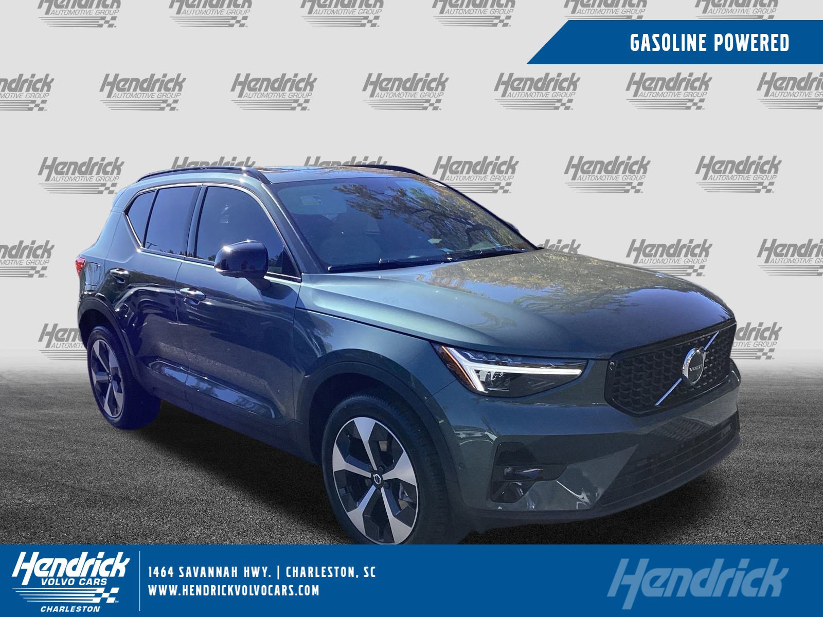 2026 Volvo XC40 Plus's photo