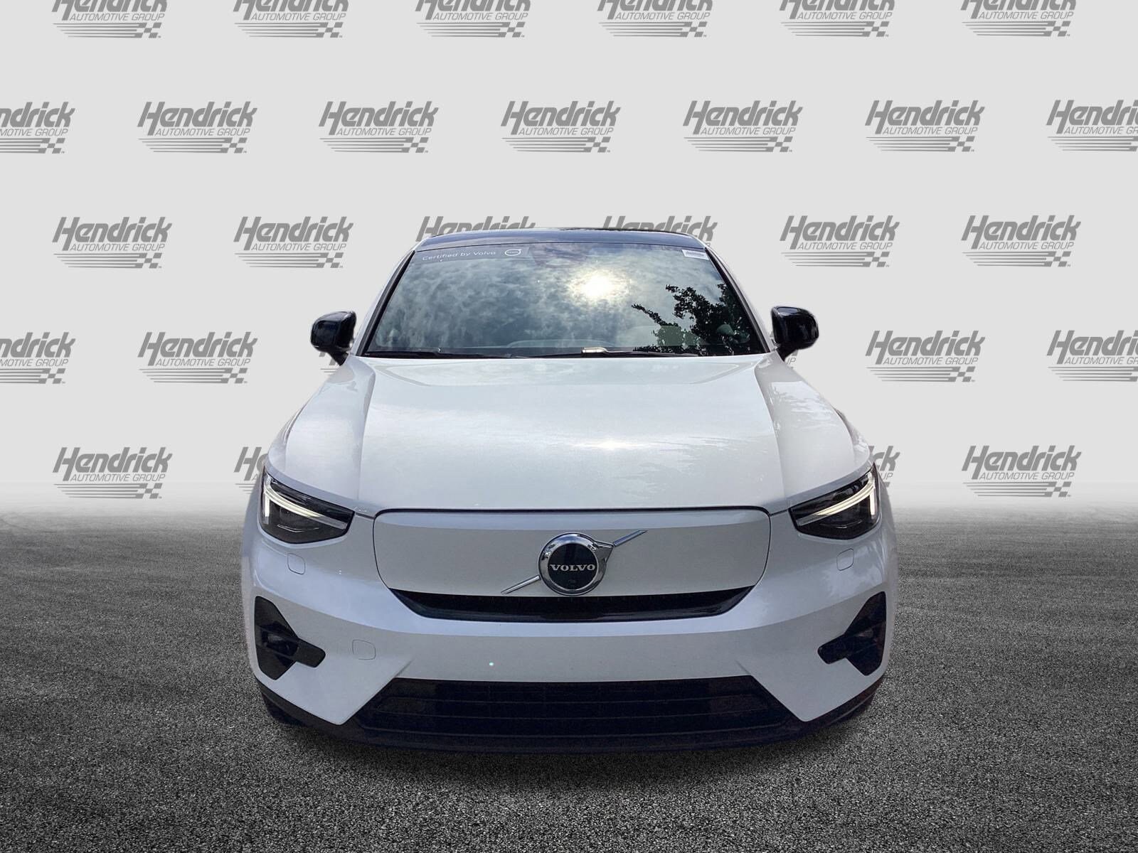 2023 Volvo C40 Recharge Ultimate photo 3