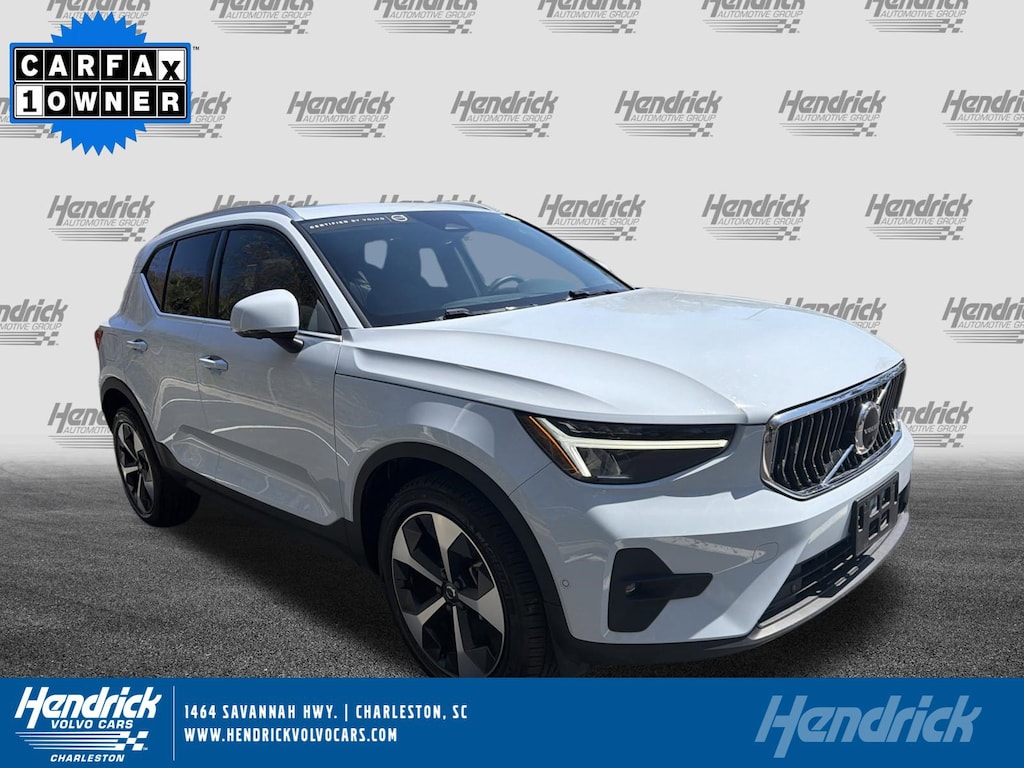 Certified 2025 Volvo XC40 Plus Bright Theme SUV