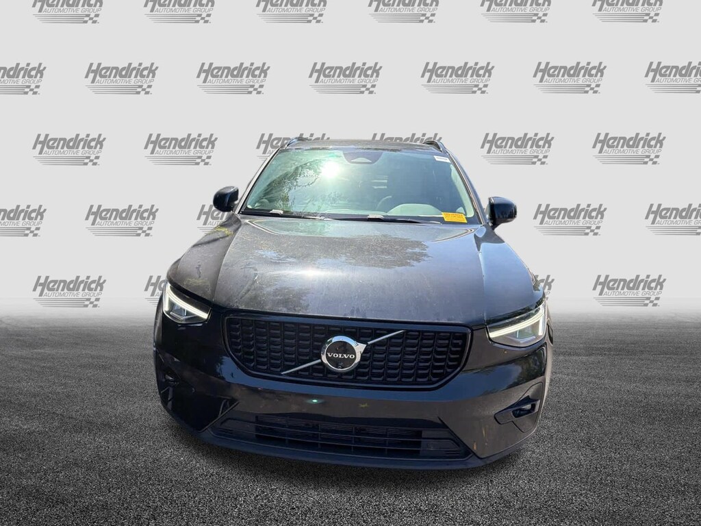 Used 2025 Volvo XC40 Plus Dark Theme SUV