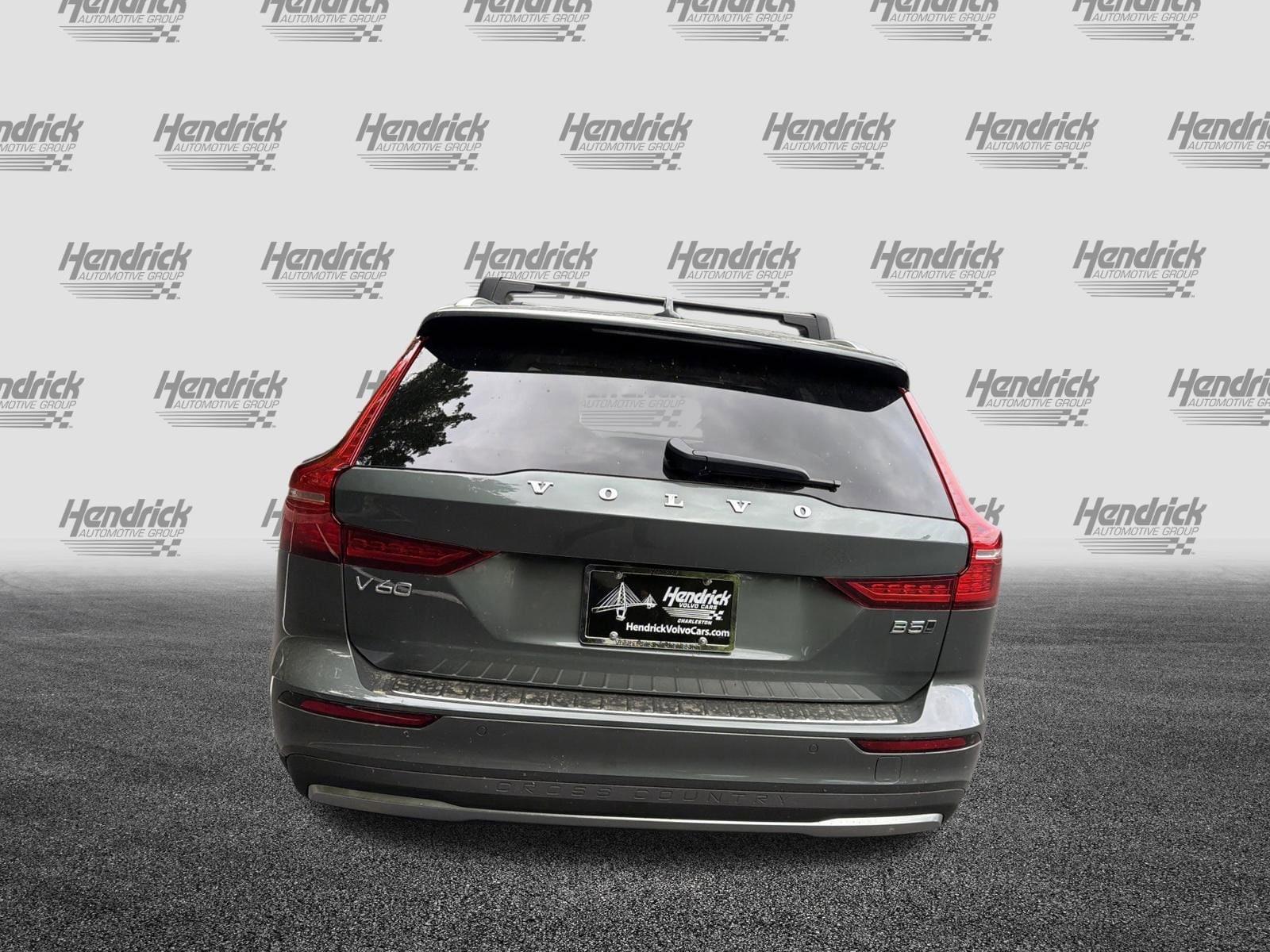 Volvo V60 Cross Country B5 Plus