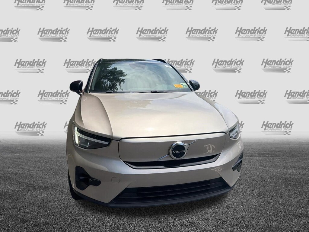 Used 2023 Volvo XC40 Recharge Pure Electric Plus SUV