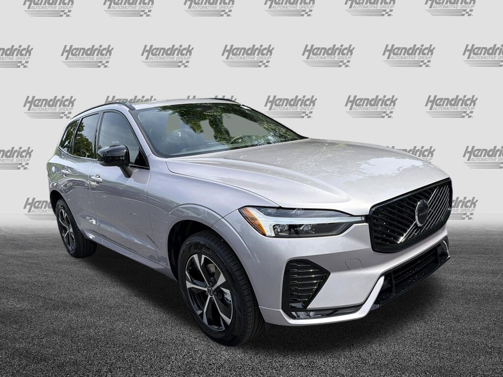 New 2026 Volvo XC60 B5 Core SUV