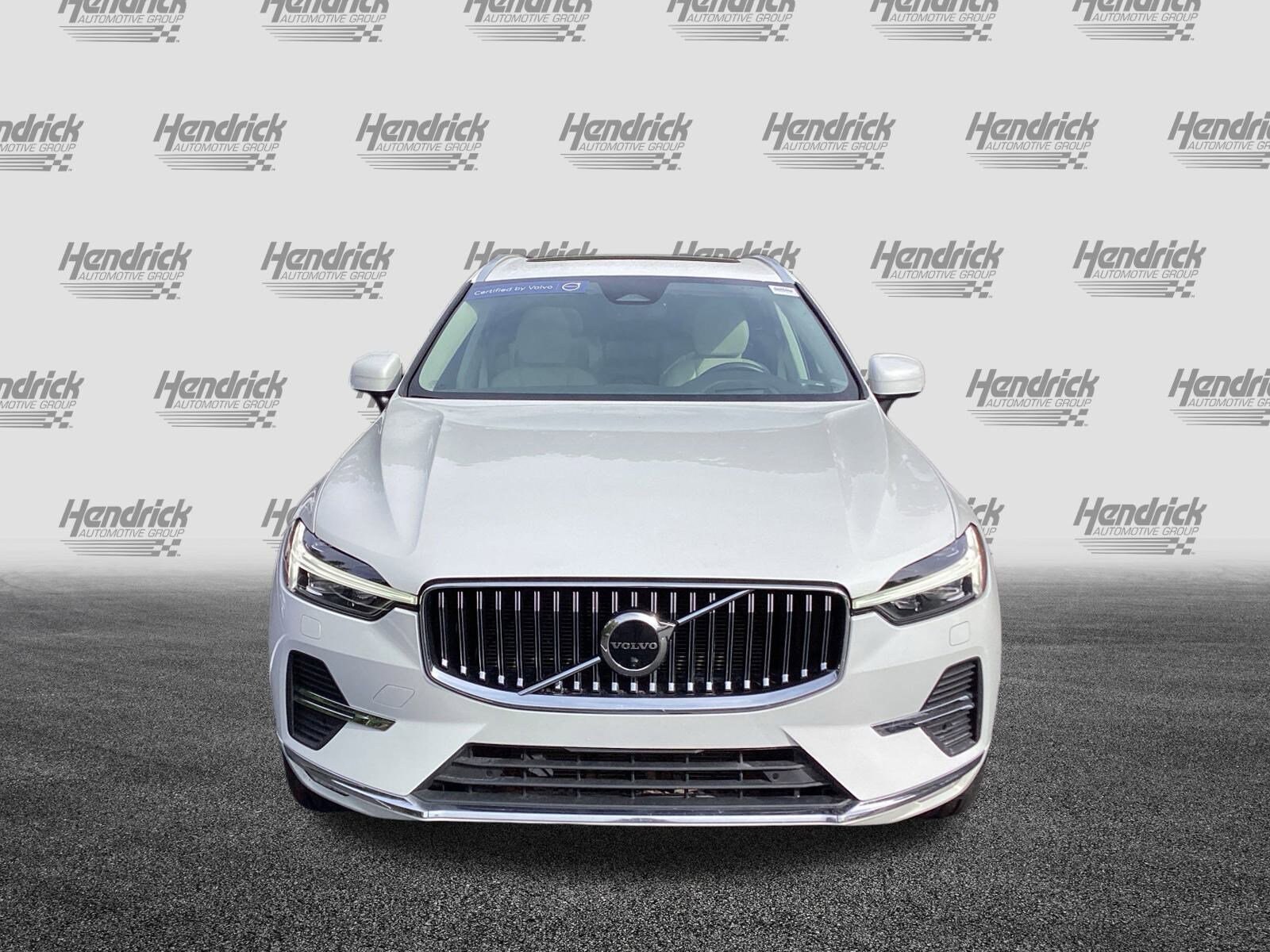 2022 Volvo XC60 Inscription photo 3