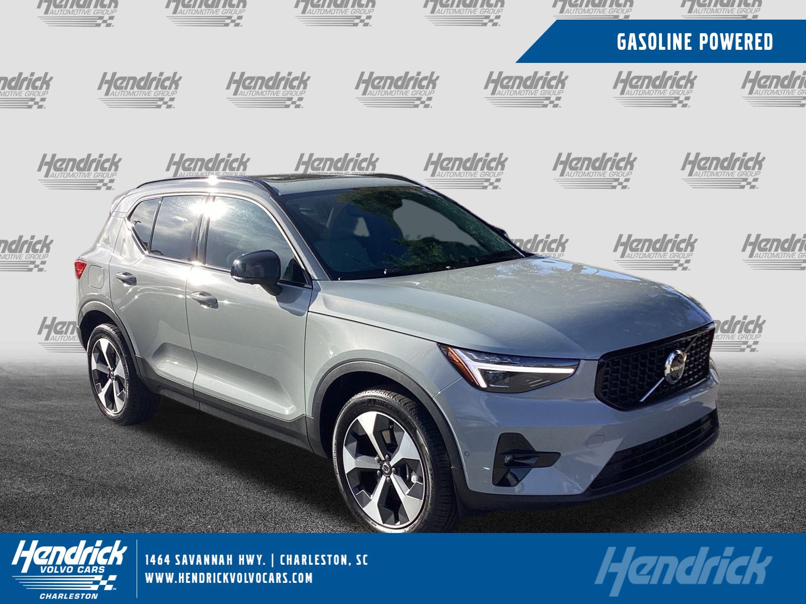 2026 Volvo XC40 Plus's photo