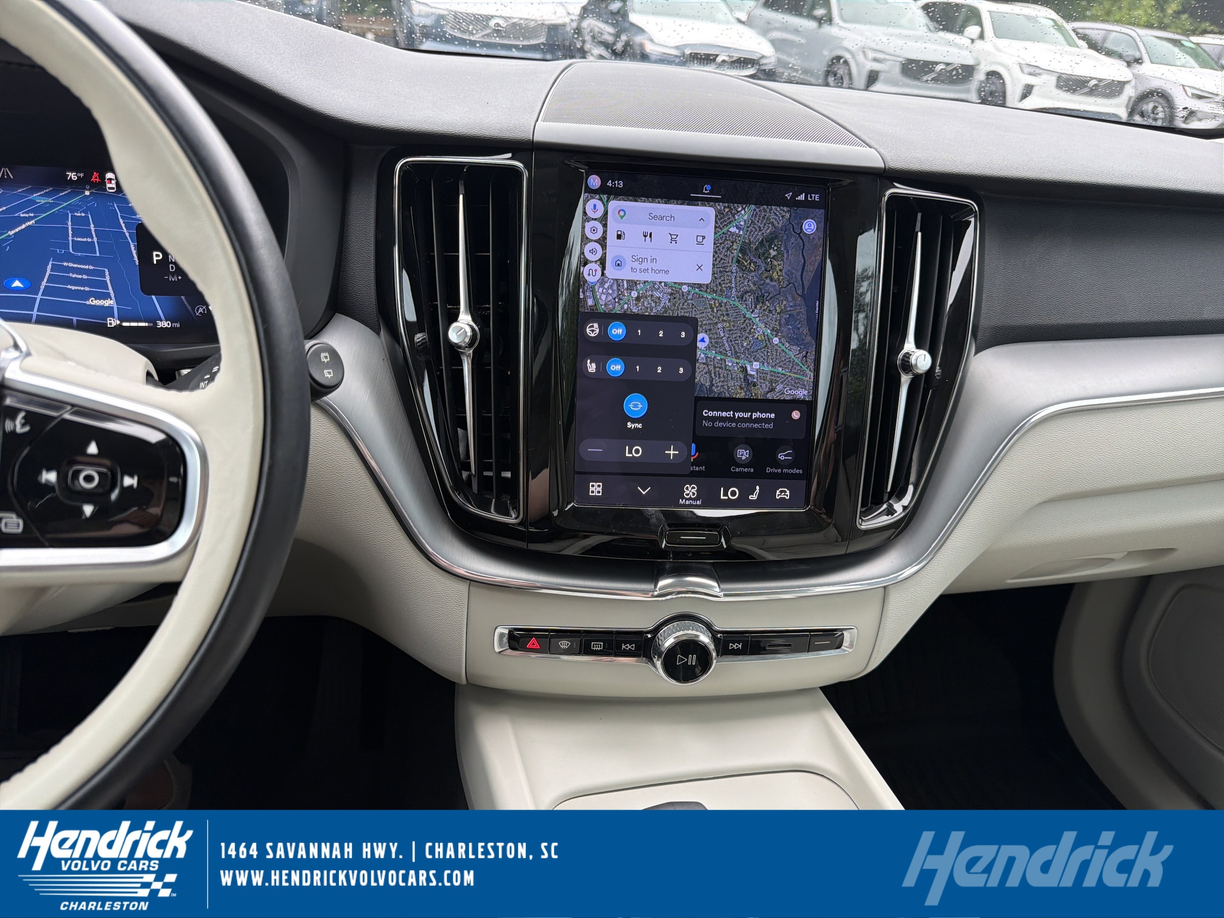 2023 Volvo XC60 B5 Core FWD's photo