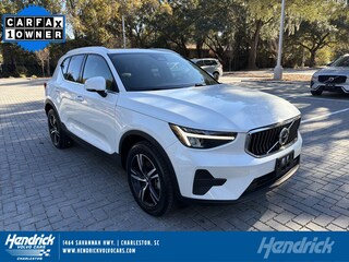 2025 Volvo XC40