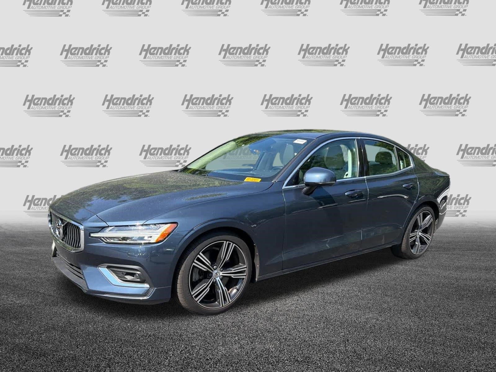 2019 Volvo S60 Inscription photo 3