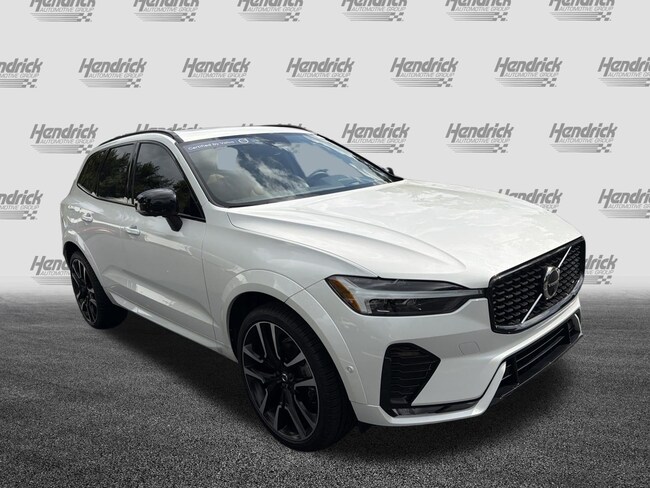 2024 Volvo XC60 Ultimate Dark Theme SUV
