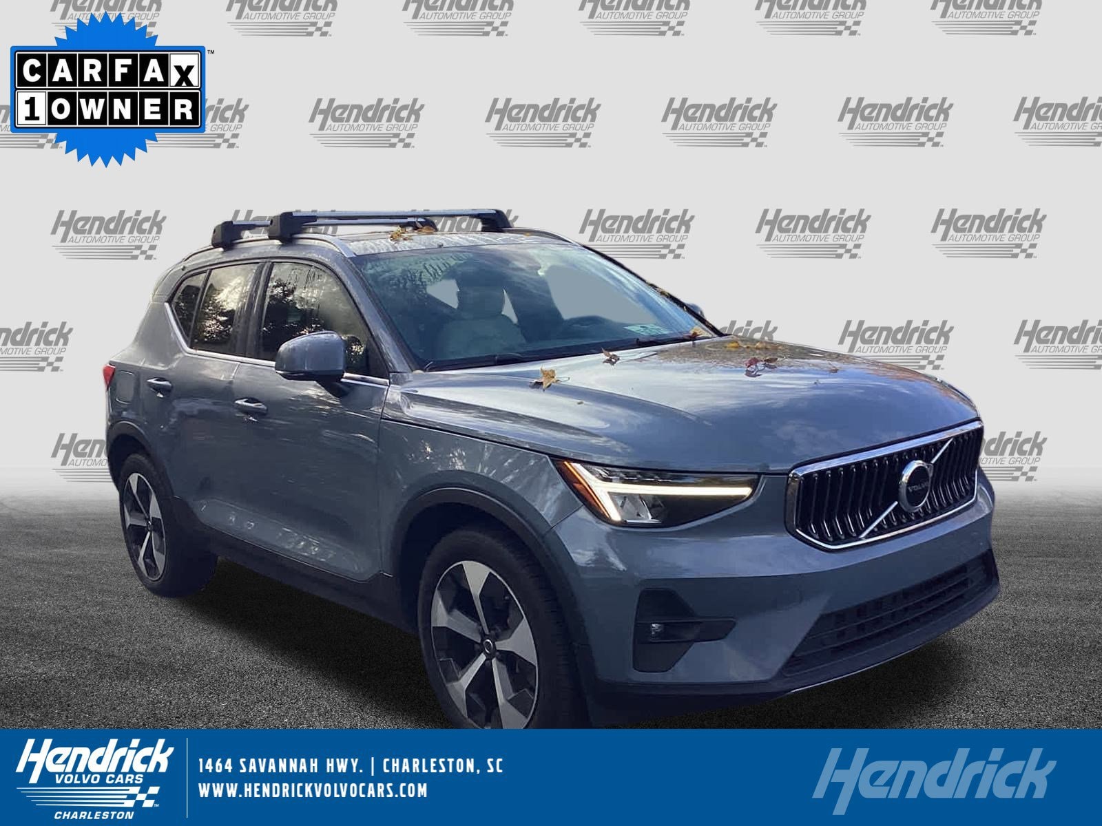 2023 Volvo XC40 Plus's photo