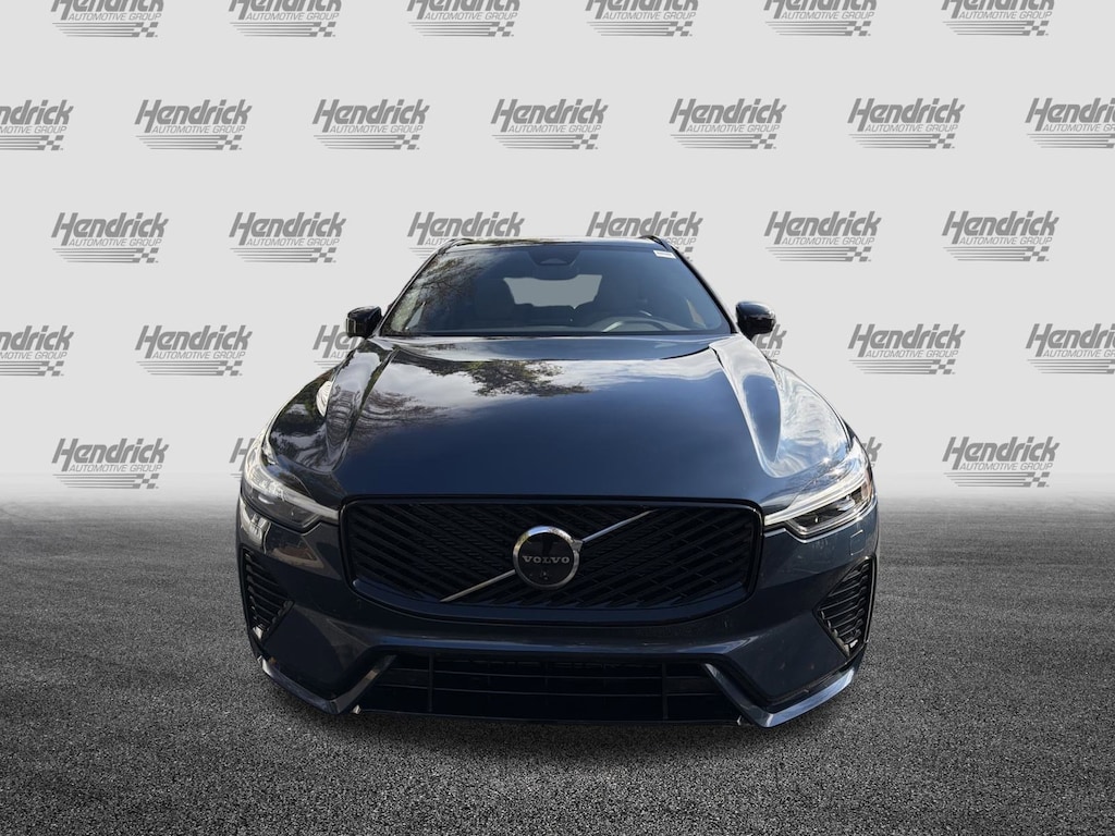 New 2026 Volvo XC60 B5 Plus SUV