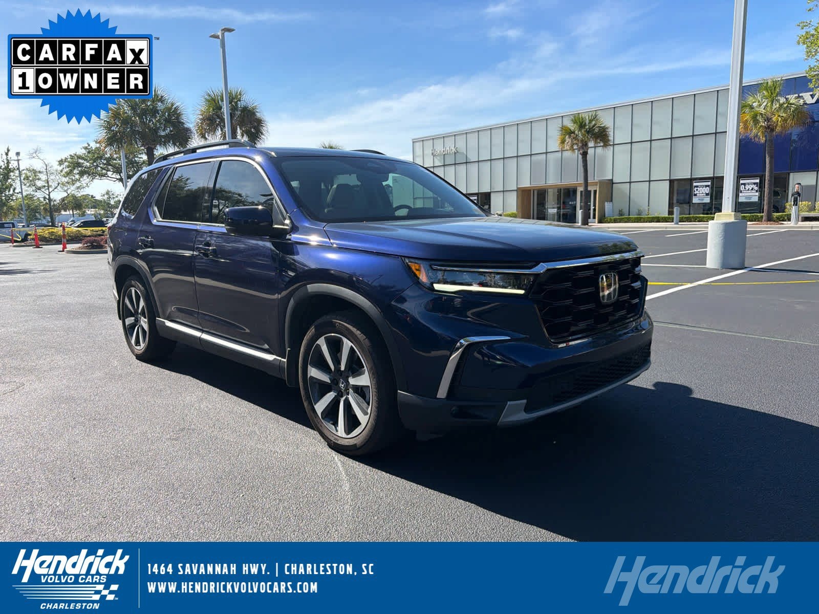 2025 Honda Pilot Touring 2WD's photo