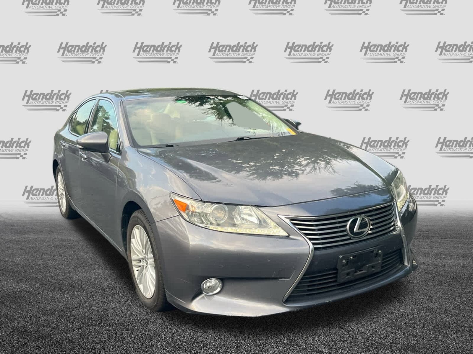 2013 Lexus ES 350 photo 3