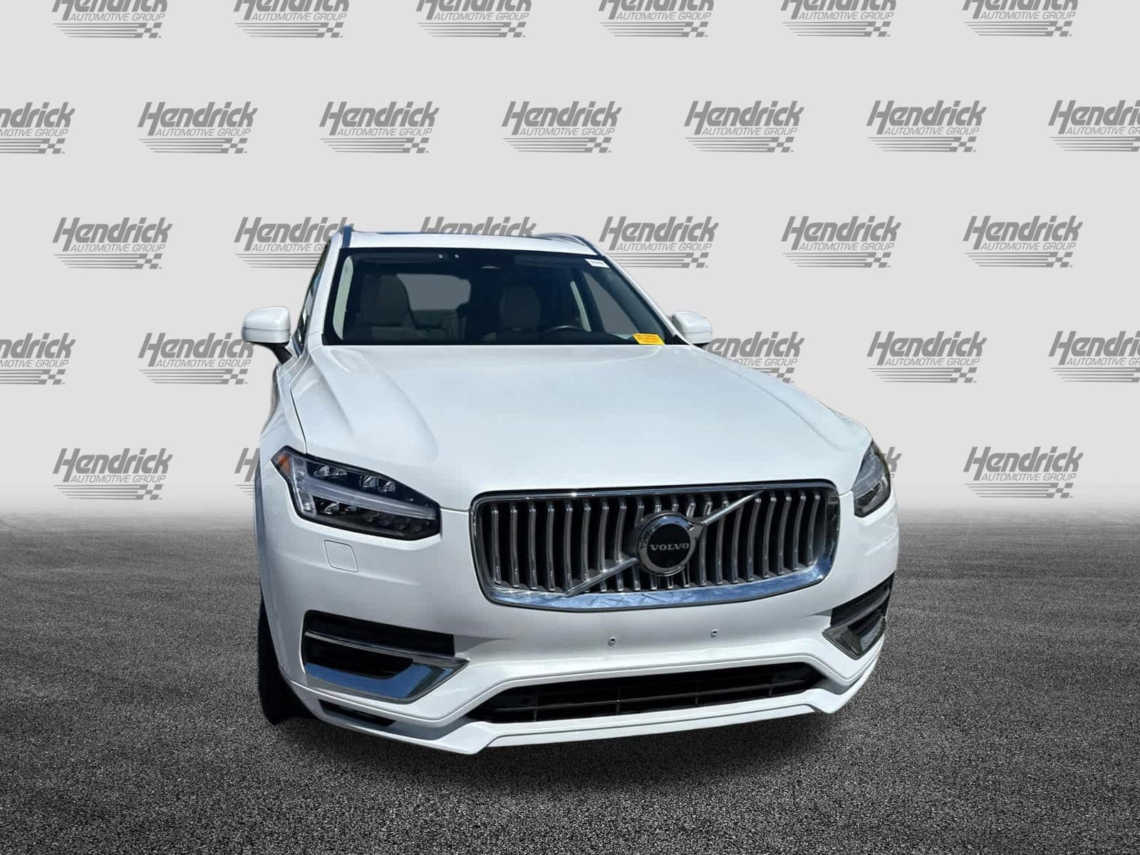2023 Volvo XC90 Plus photo 4