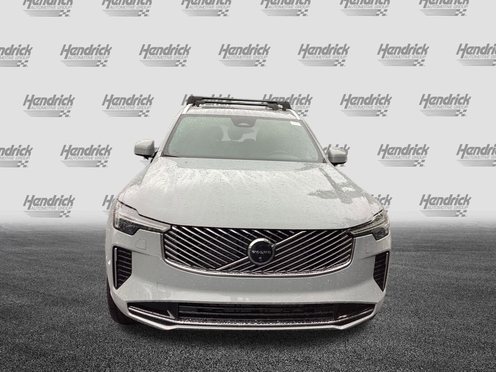 2026 Volvo XC90 Plus photo 2