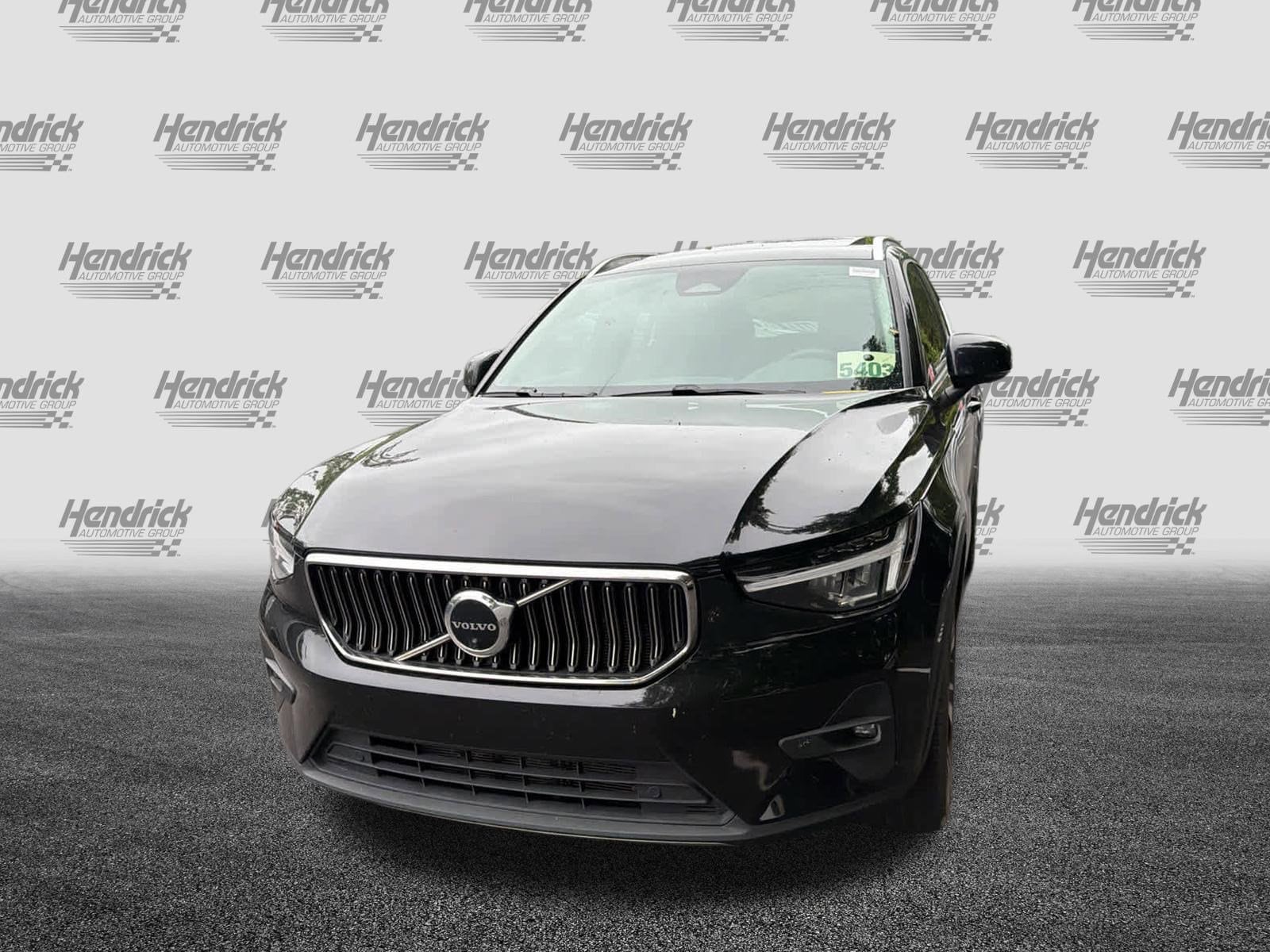 2023 Volvo XC40 Plus Bright Theme photo 5