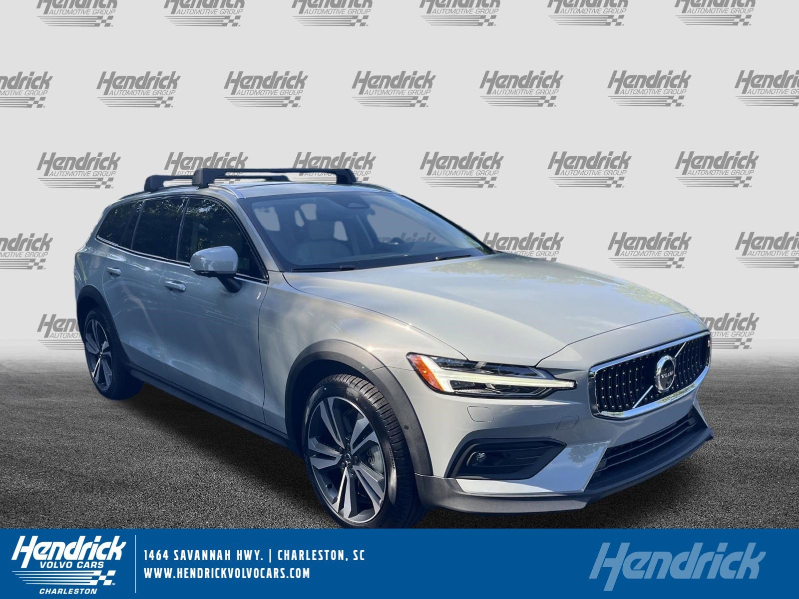 Volvo V60 Cross Country Plus