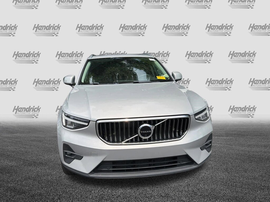 Used 2023 Volvo XC40 Plus Bright Theme SUV