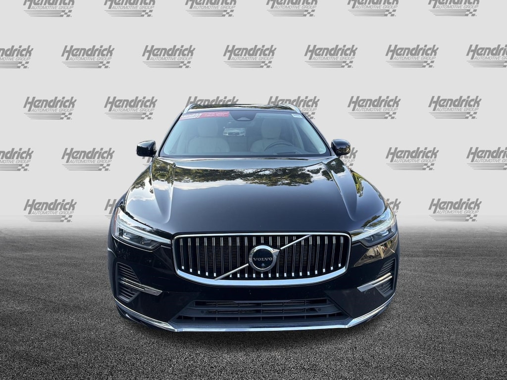 Used 2022 Volvo XC60 Recharge Plug-In Hybrid Inscription SUV