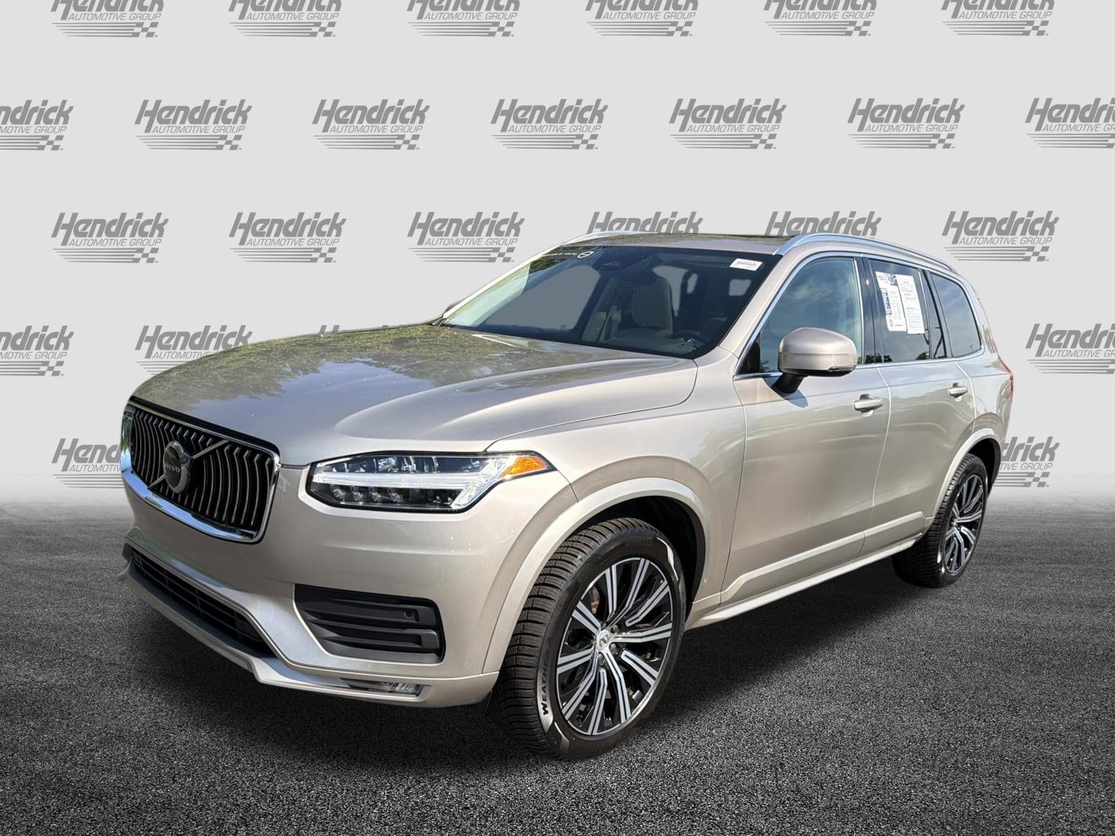 2023 Volvo XC90 Core photo 4