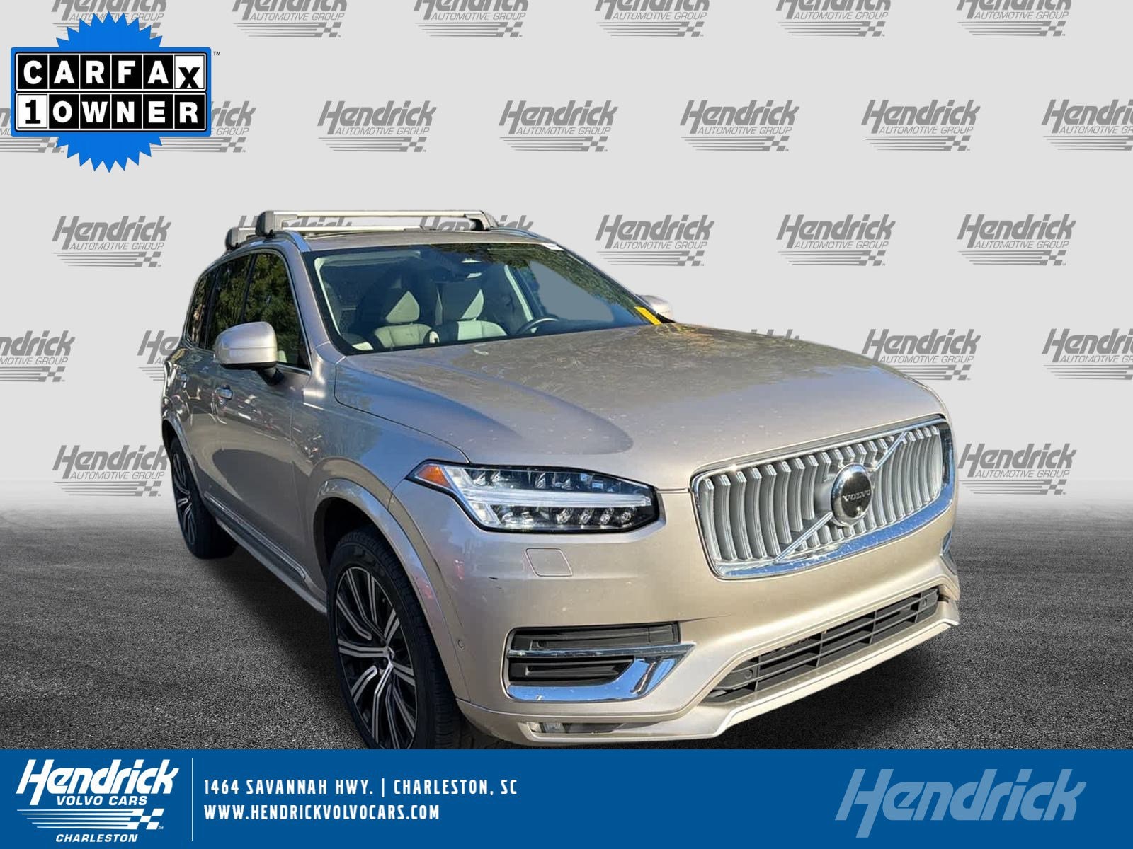 2023 Volvo XC90 Plus's photo