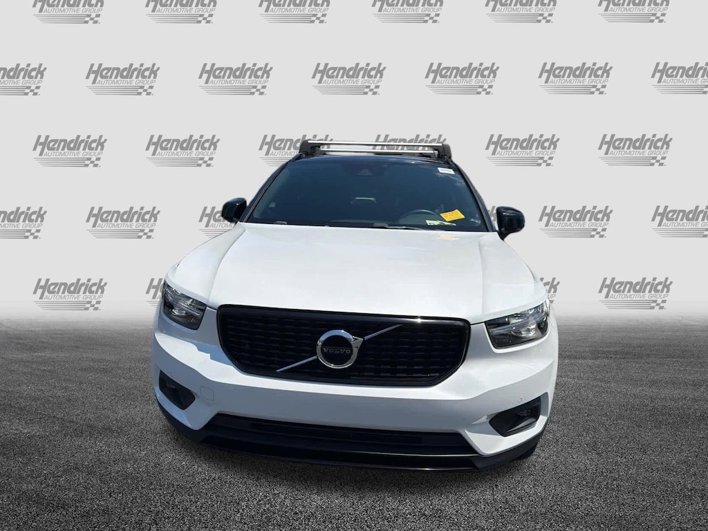 Used 2022 Volvo XC40 R-Design SUV