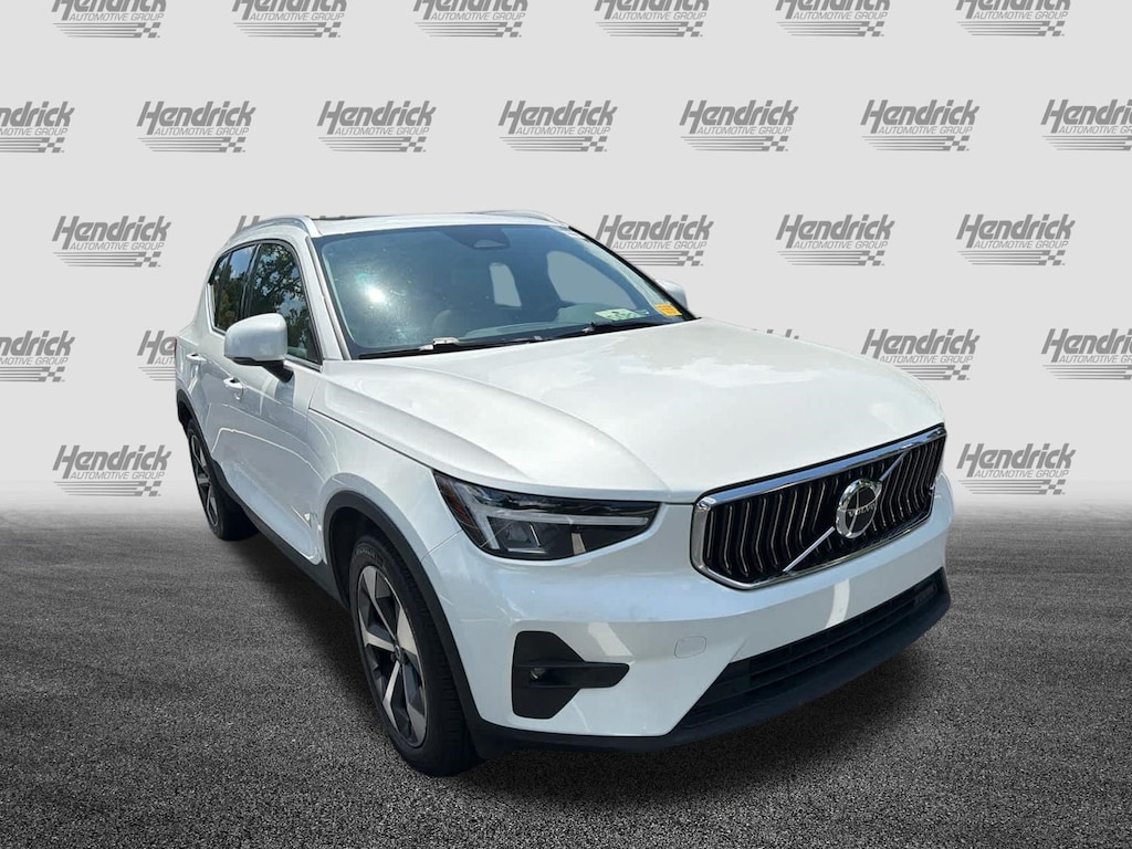 Used 2023 Volvo XC40 Plus Bright Theme SUV