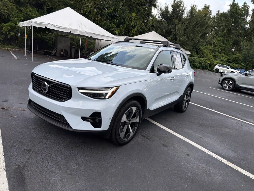 Certified 2026 Volvo XC40 Plus SUV