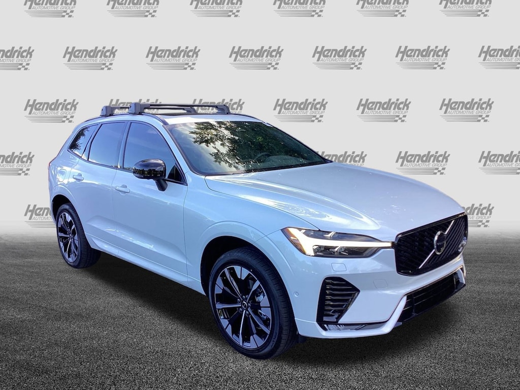 New 2026 Volvo XC60 B5 Plus SUV