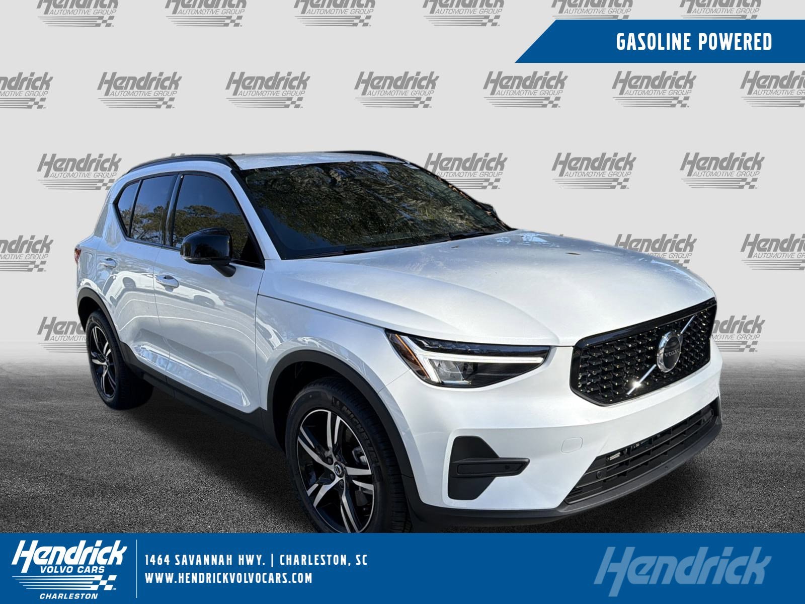 2026 Volvo XC40 SUV 
