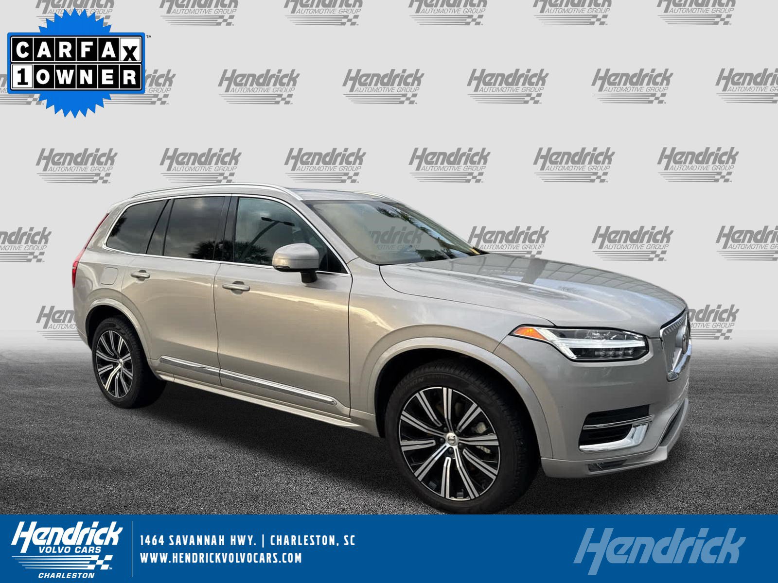 2025 Volvo XC90 B5 Core Bright 4WD's photo