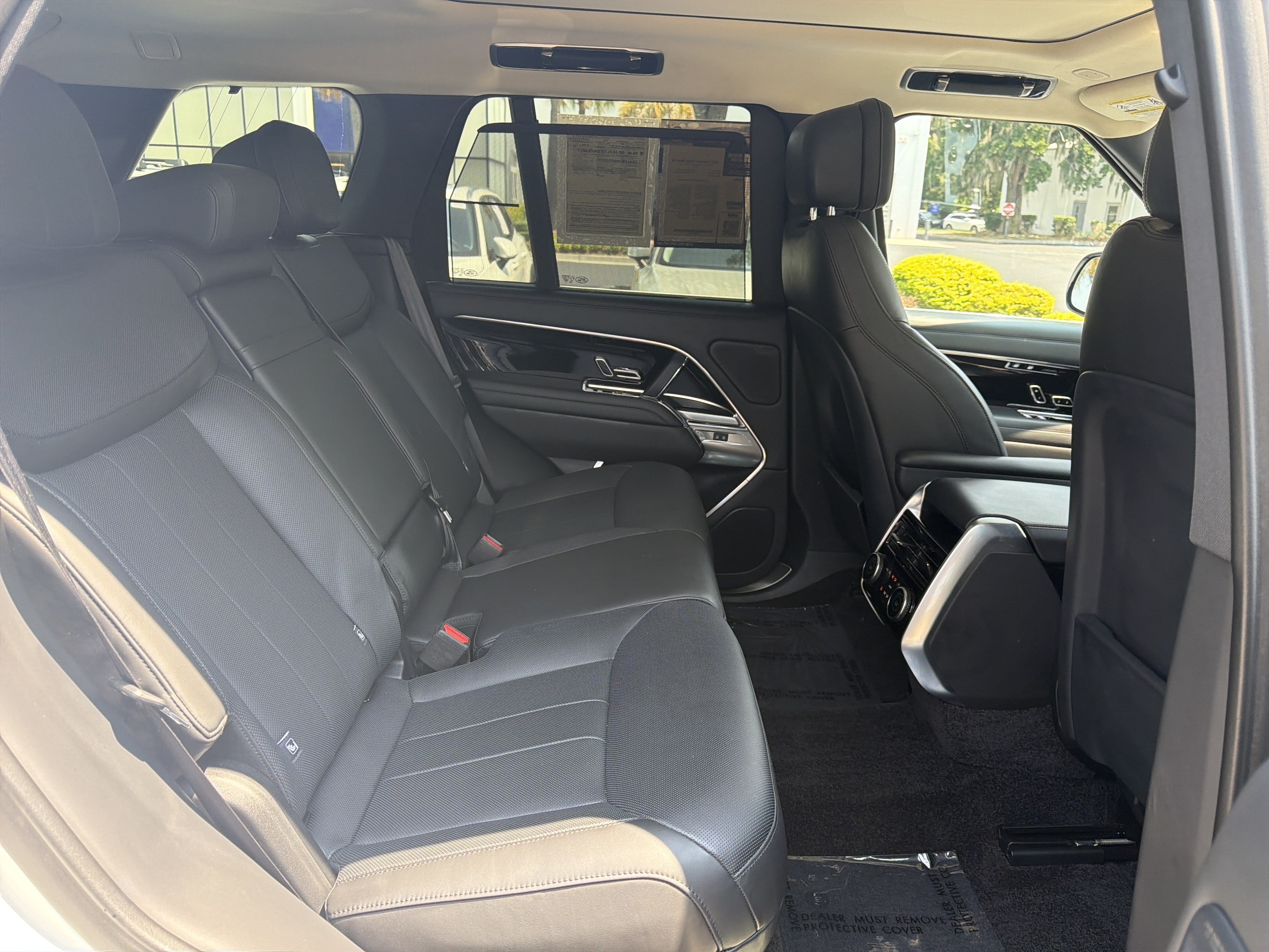 2022 Land Rover Range Rover Base - Photo 33