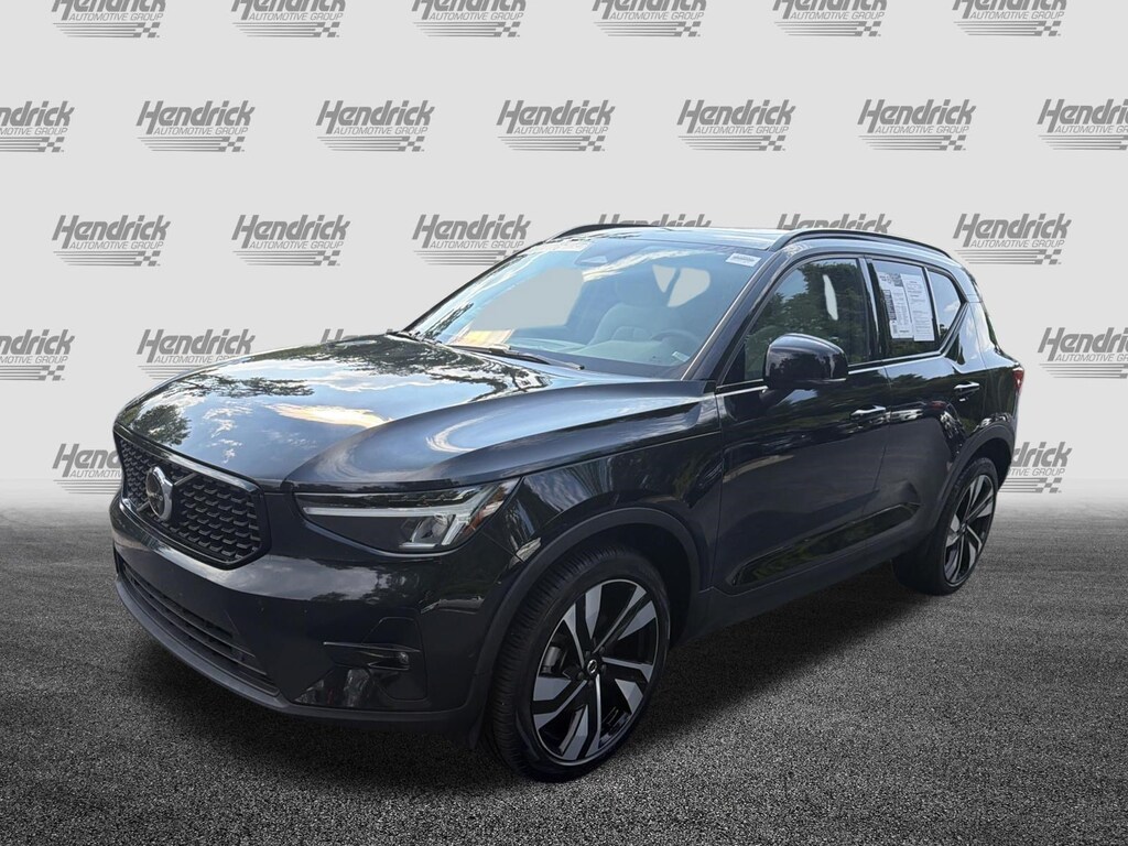 Certified 2023 Volvo XC40 Plus Dark Theme SUV