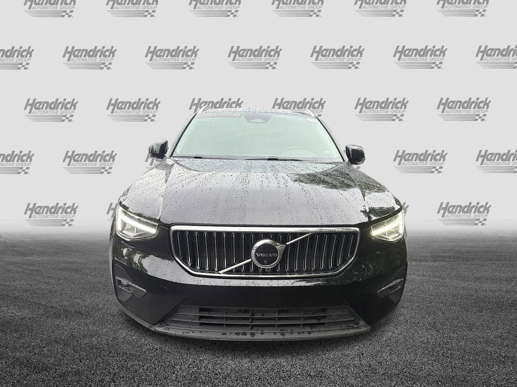 Certified 2023 Volvo XC40 Plus Bright Theme SUV