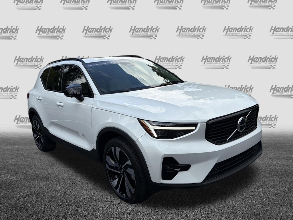 Certified 2024 Volvo XC40 Plus Dark Theme SUV