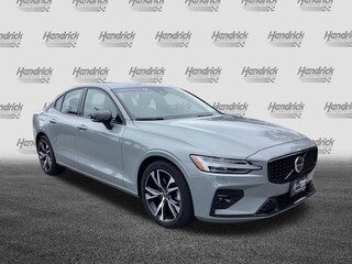 2025 Volvo S60 Core Sedan