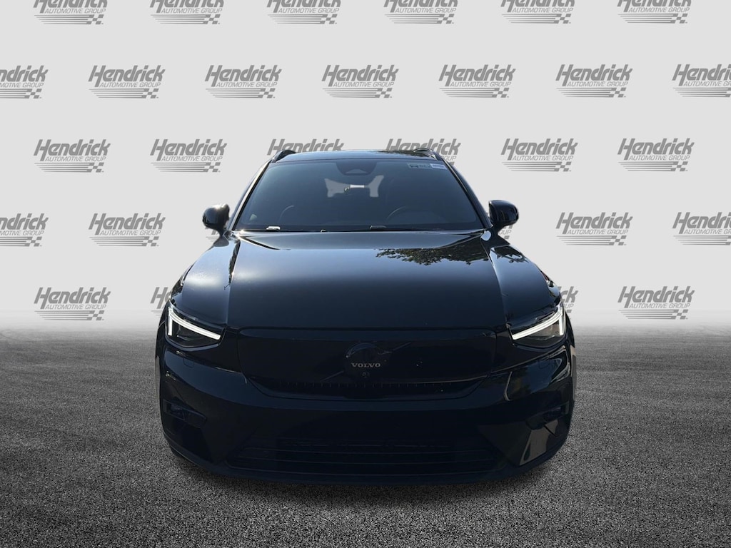 New 2026 Volvo EX40 Twin Motor Ultra Black Edition SUV