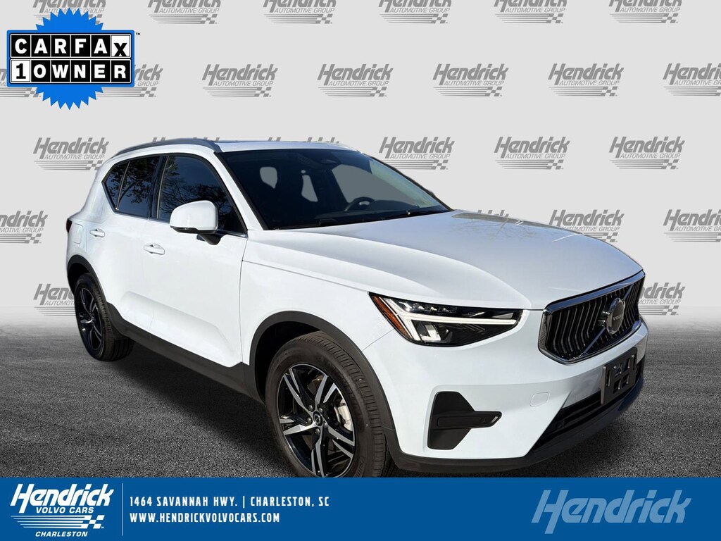 Certified 2025 Volvo XC40 Core Bright Theme SUV