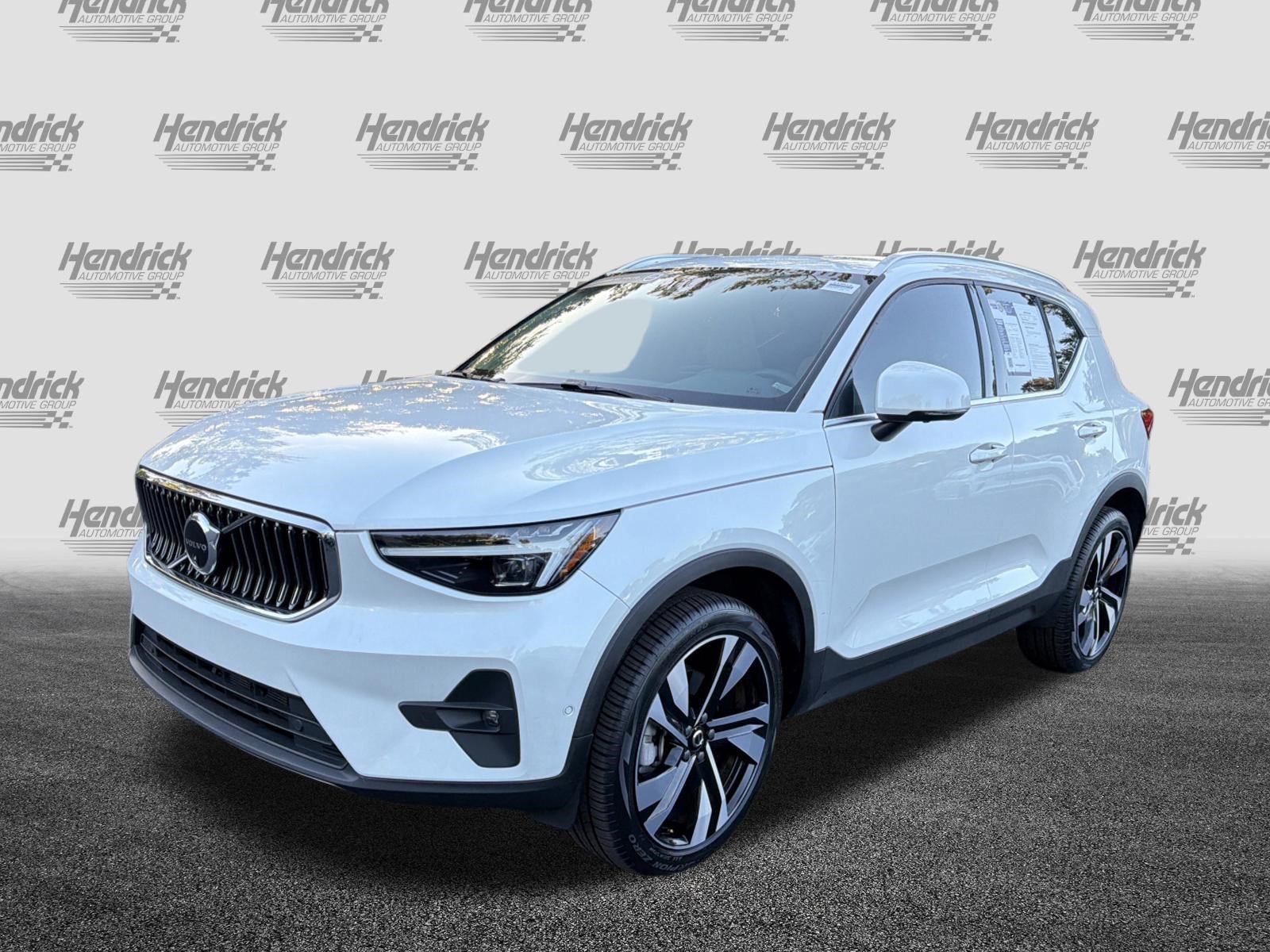 Certified 2024 Volvo XC40 Plus Bright Theme SUV