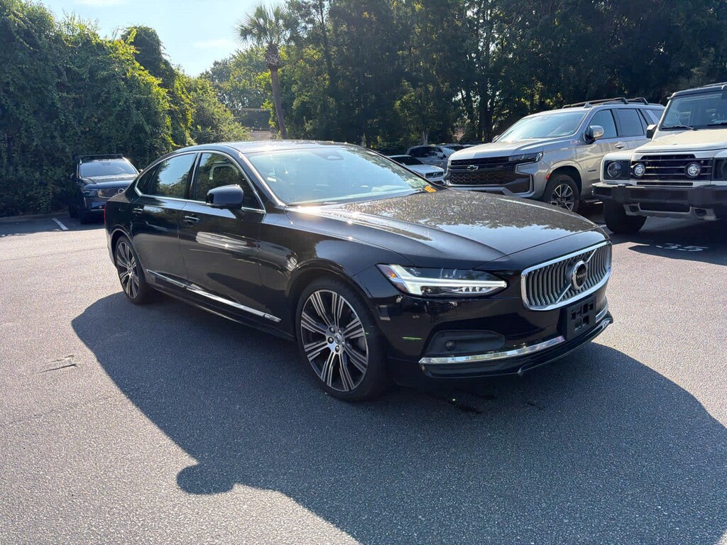Used 2023 Volvo S90 Plus Sedan