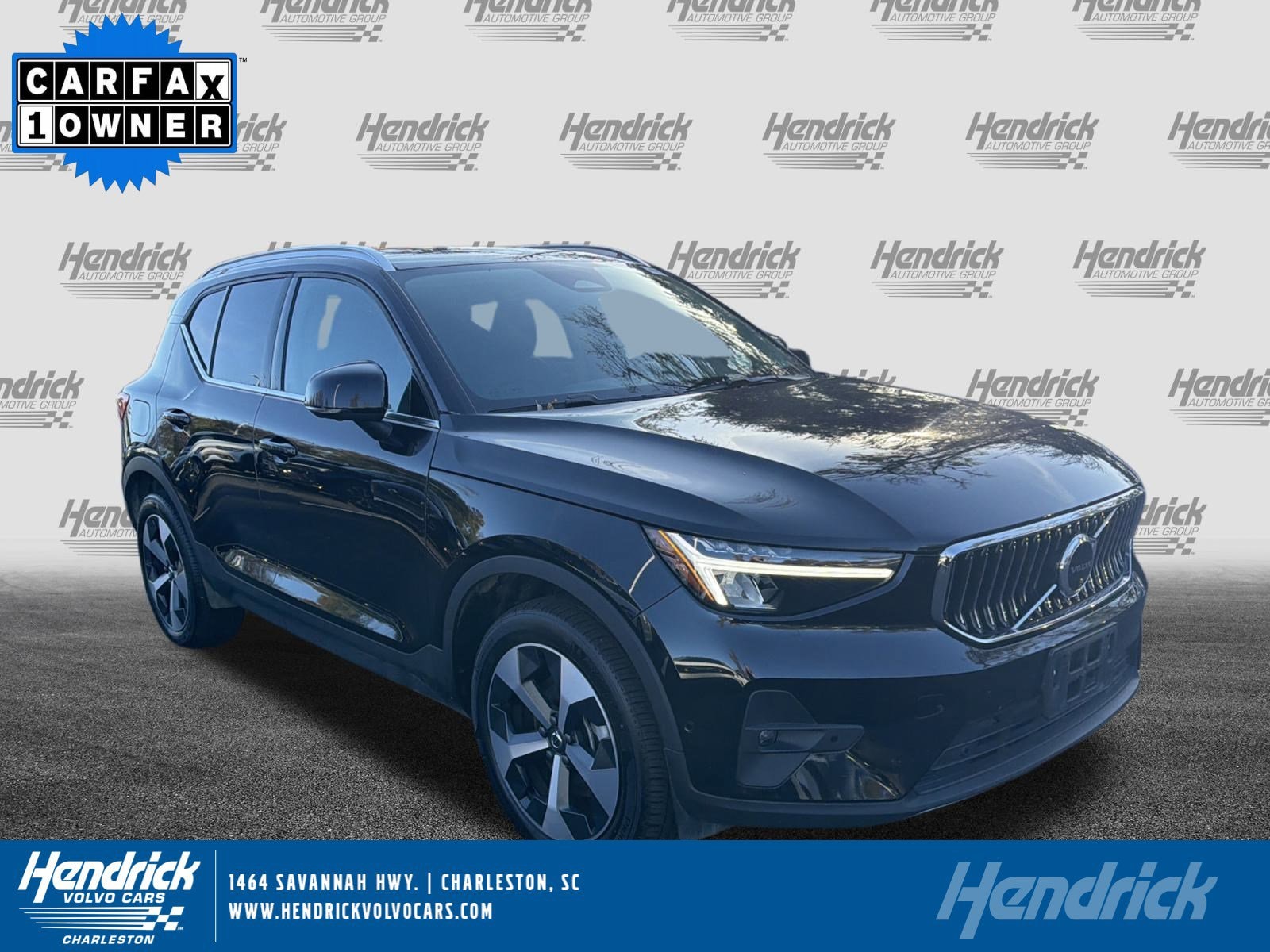 2025 Volvo XC40 Plus's photo