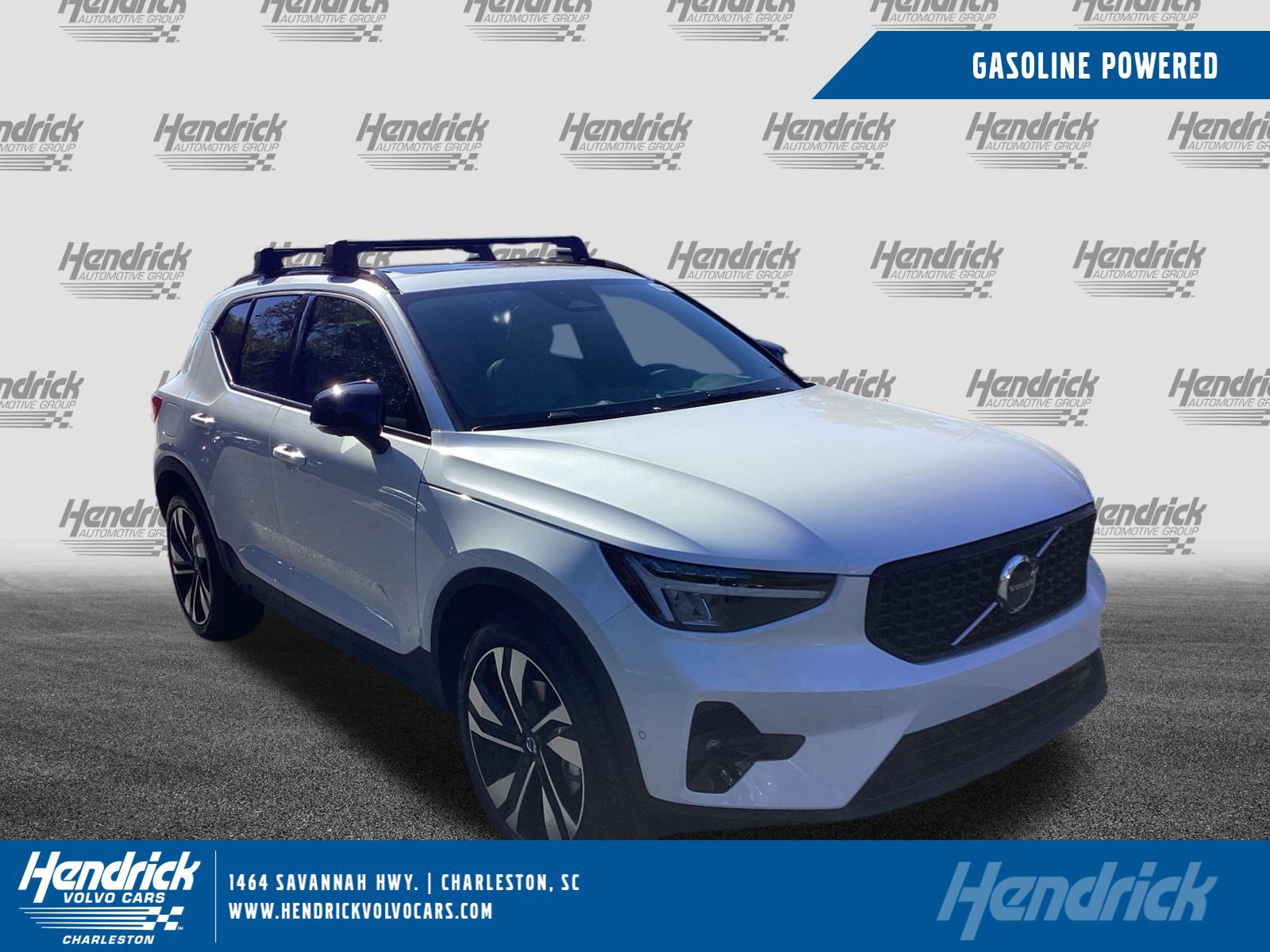2026 Volvo XC40 Plus's photo