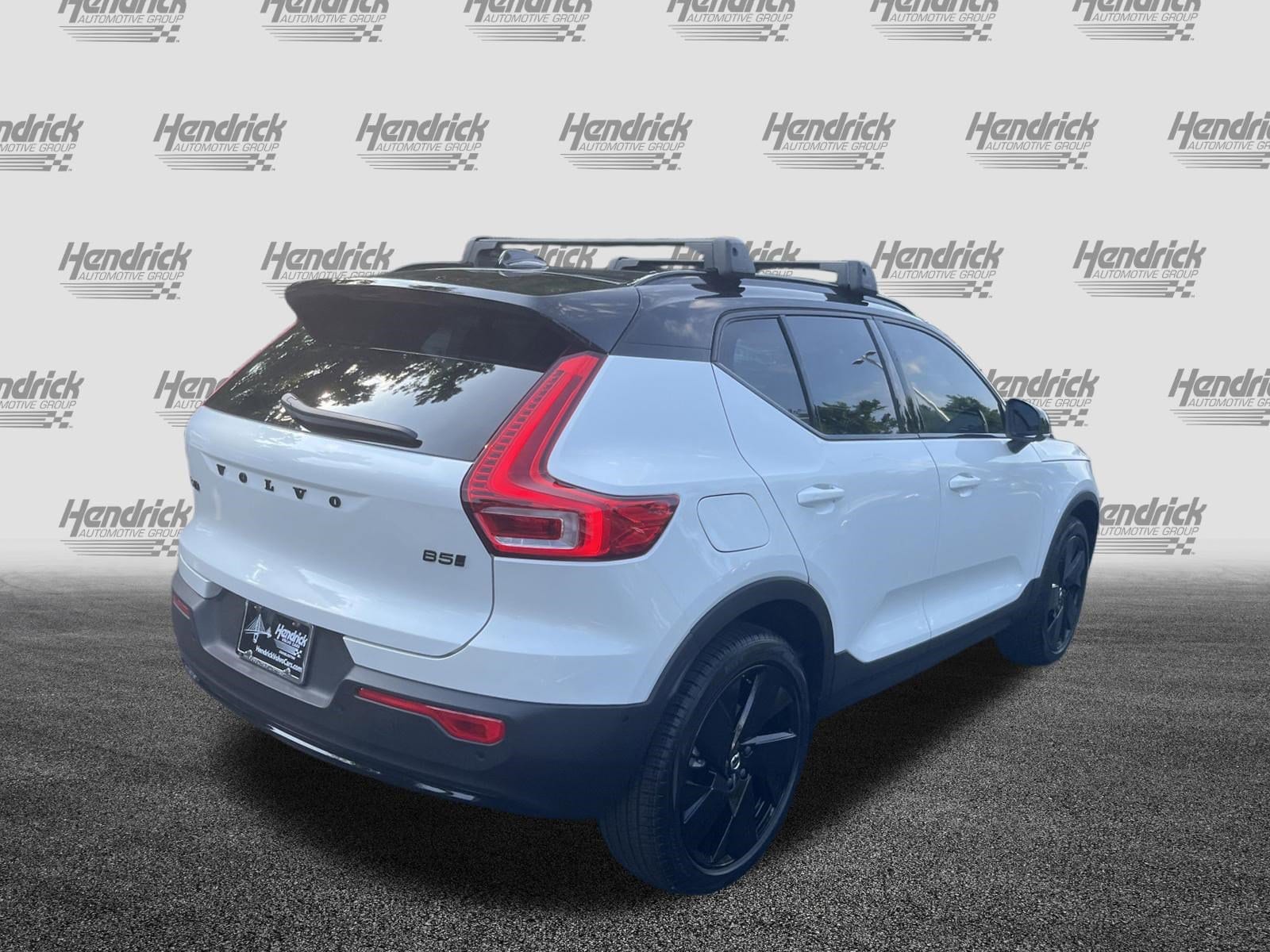 2026 Volvo XC40 Ultra Black Edition photo 3