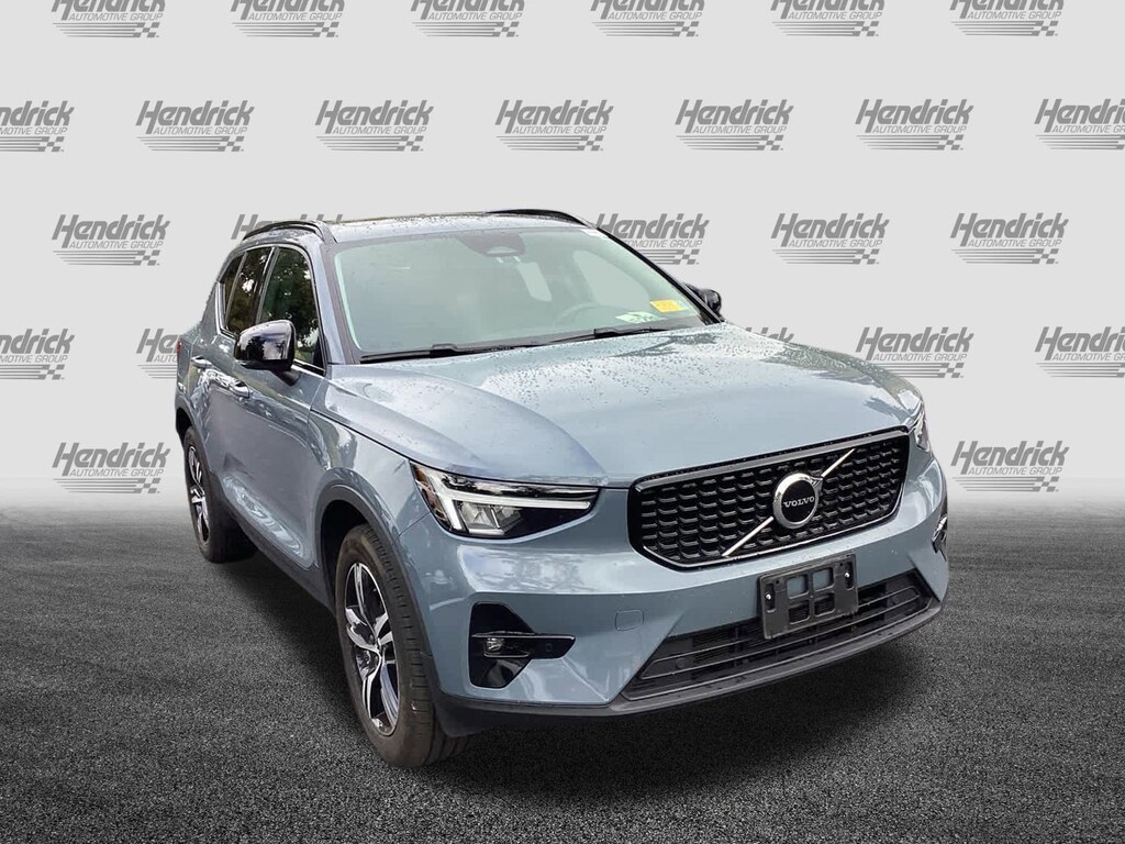 Certified 2023 Volvo XC40 Plus Dark Theme SUV