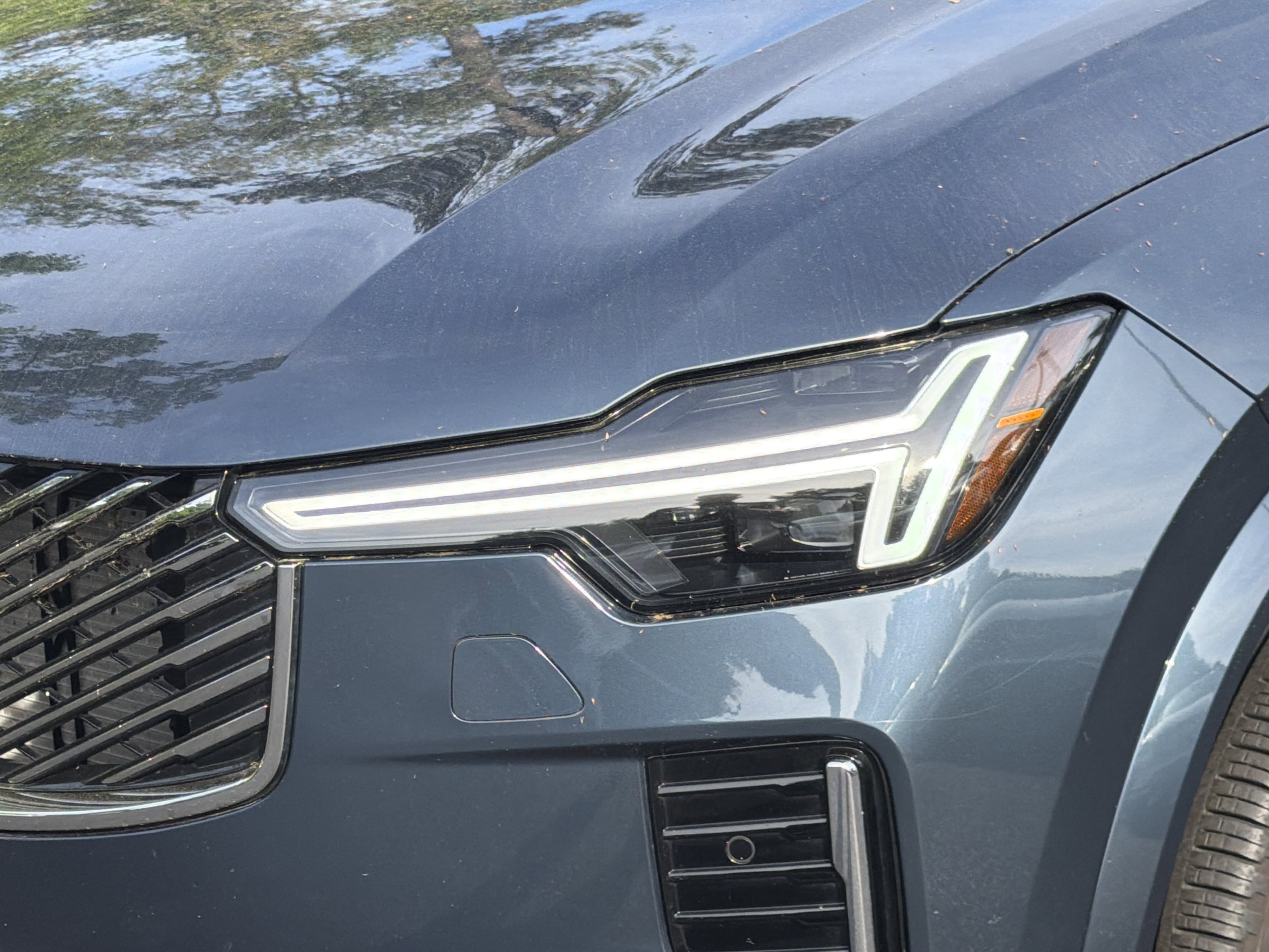 2025 Volvo XC90 Plus photo 5