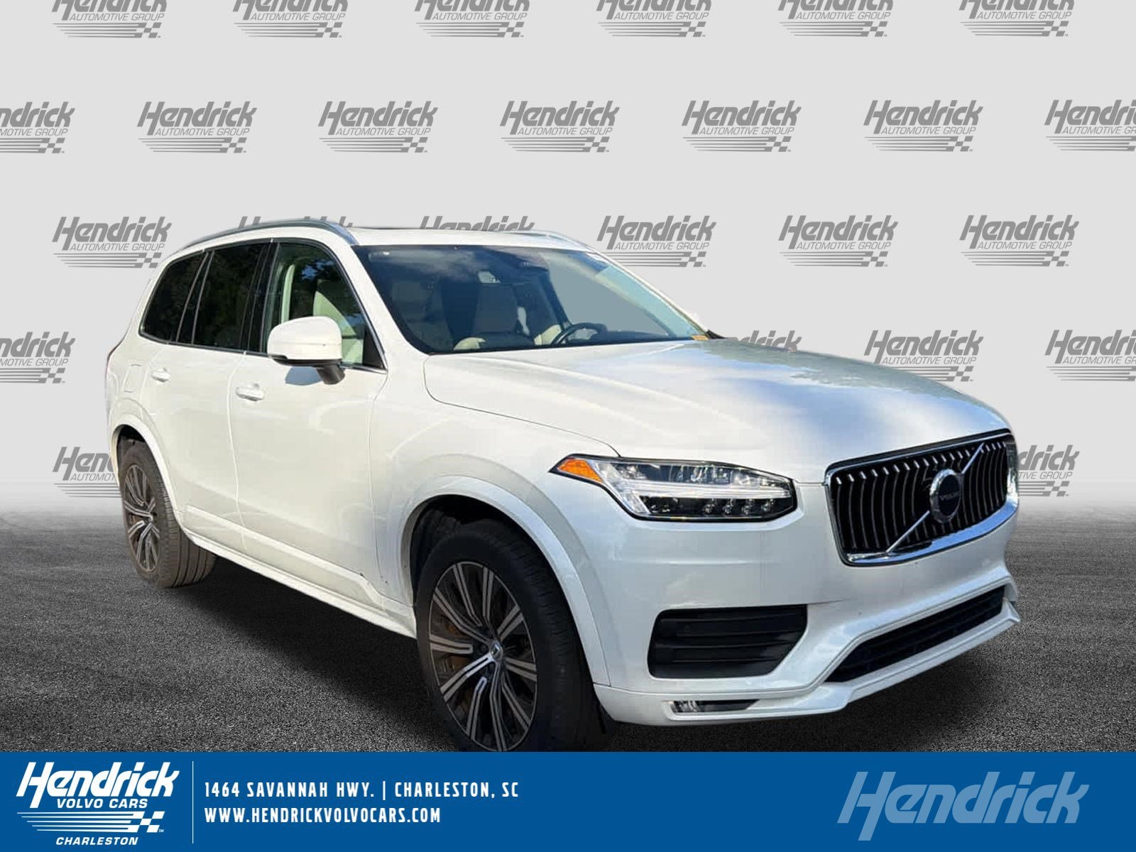 2023 Volvo XC90 B6 Core 4WD's photo