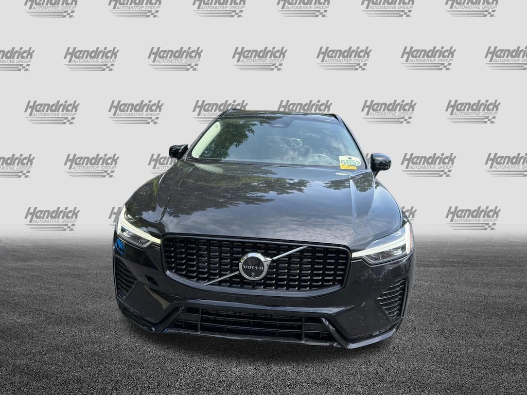 Used 2024 Volvo XC60 Plus Dark Theme SUV