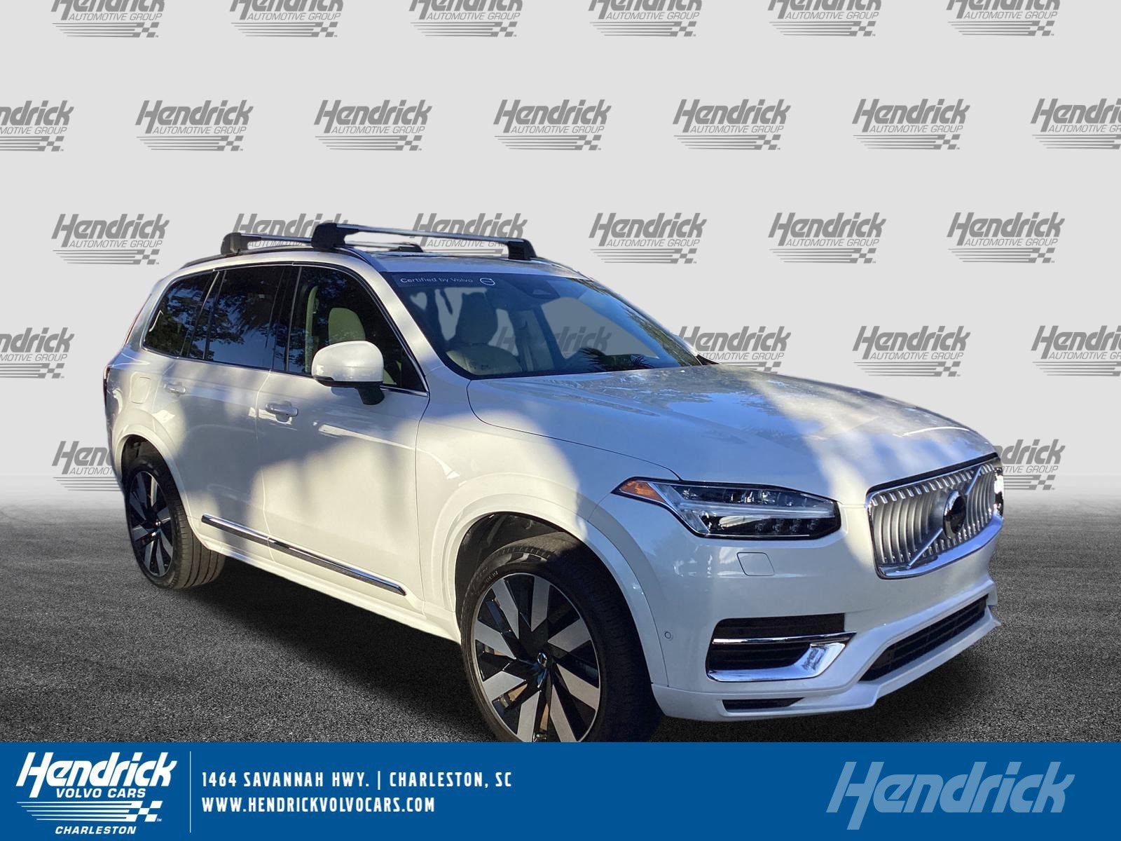 2025 Volvo XC90 Plus's photo