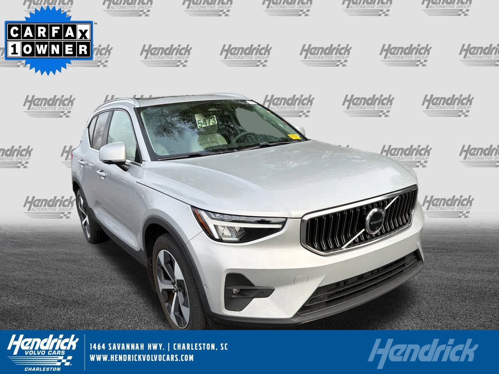 2023 Volvo XC40 Plus's photo